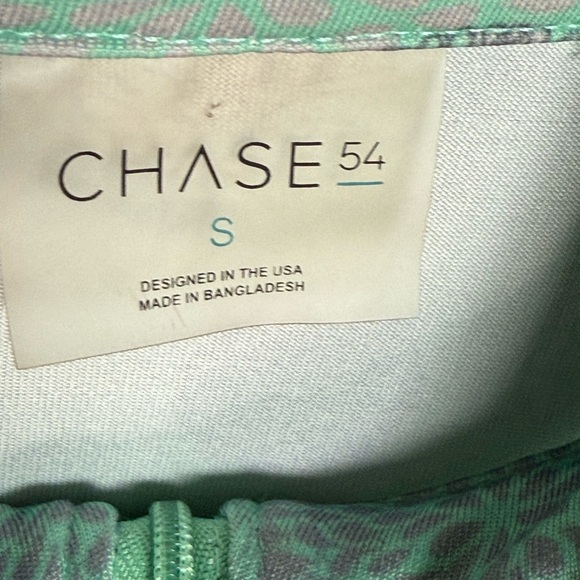 Chase 54 Athletic Green Patterned Women's Top size small - Picture 3 of 8
